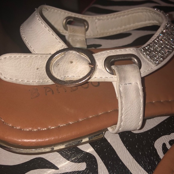 Sandals - Picture 3 of 3